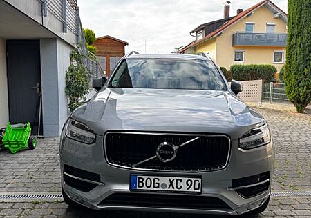 Volvo XC 90 XC90 D5 AWD Geartronic Momentum AHK 3,5t
