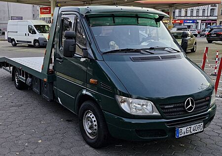 Mercedes-Benz Sprinter Abschleppwagen 313 CD