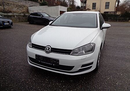 VW Golf Volkswagen VII Lim. Trendline BMT- I Hand