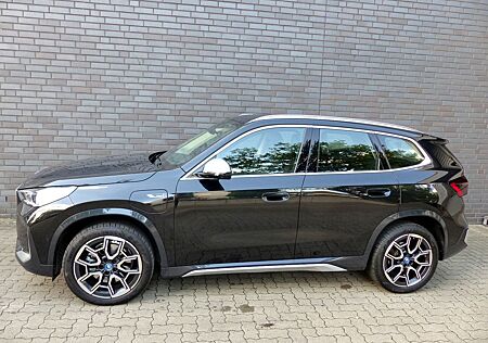 BMW X1 30e xDrive Leder/360°/LED/HeadUp/H&K