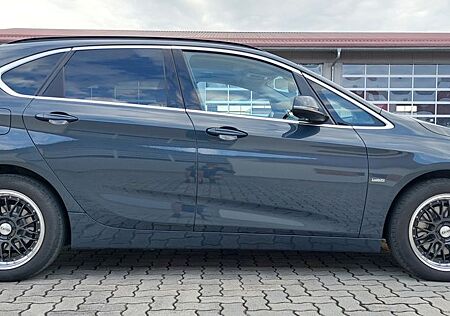 BMW 2er 220 Active Tourer 220d Luxury Line Luxury Line