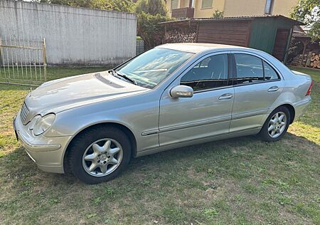 Mercedes-Benz 200 C-Klasse C200 Kompressor