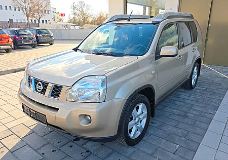 Nissan X-Trail SE 4X4*Navi*1.Hand*Tüv11.25*Klimaau.*AHK