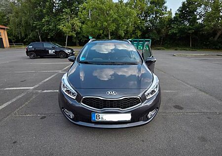 Kia Cee'd Sportswagon 1.6 CRDi Navi/klima /kamera
