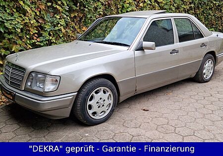 Mercedes-Benz E 220 "Facelift" AUTOMATIK El.Schiebedach/HU Neu