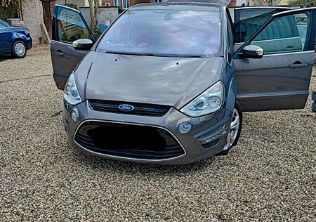 Ford S-Max 2,0 TDCi 120kW DPF Titanium PowerShift...
