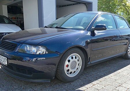 Audi A3 1.6 Attraction,el.SSD,Sitzhz,ZV,Bremsen neu,