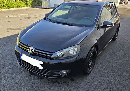 VW Golf Volkswagen 1.6 umfangreiche Ausstattung