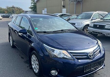Toyota Avensis Kombi Edition 1.8 benzin