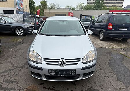 VW Golf Volkswagen V Lim. Comfortline 1.6 Navi*PDC*SHZ*Klima