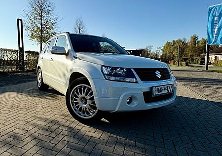 Suzuki Grand Vitara 3.2 V6 20 Jahre Automatik 20 Jahre