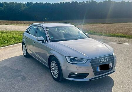 Audi A3 1.4 TFSI S tronic Ambiente Sportback Ambiente