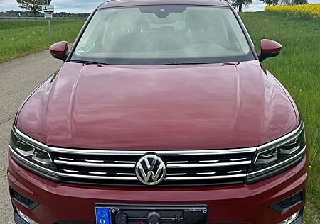 VW Tiguan Volkswagen 2.0 TSI 132kW DSG 4MOTION Highline Hi...