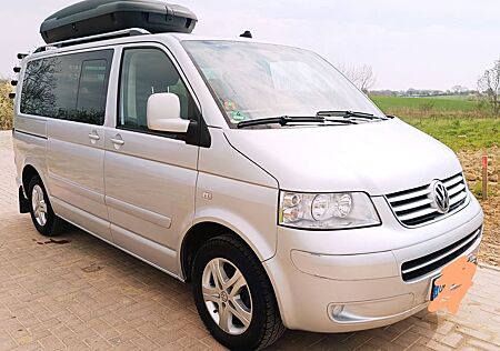 VW T5 Multivan Volkswagen Multivan T5 2,5TDI StdHZG 2x Schiebetür Kamera