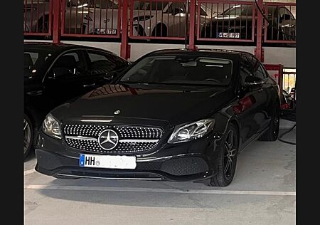 Mercedes-Benz E 220 KEYLESS-GO, AMG Felgen, Ambiente, Night-Pa
