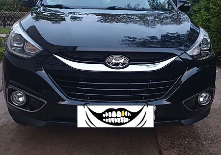 Hyundai ix35 1.6 GDI FIFA 2WD Vollausstattung Leder Pano
