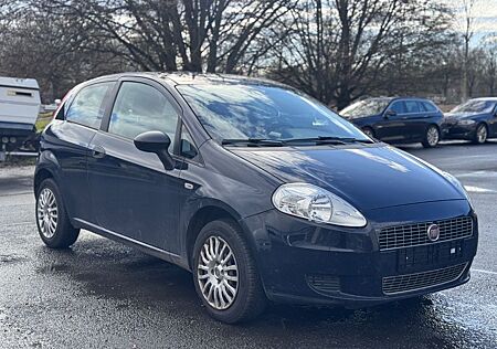 Fiat Grande Punto 1.2 8V Active**TÜV NEU+Klima**