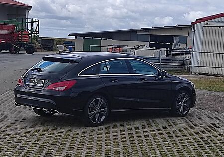 Mercedes-Benz CLA 180 Shooting Brake CLA 180 Urban Shootin...