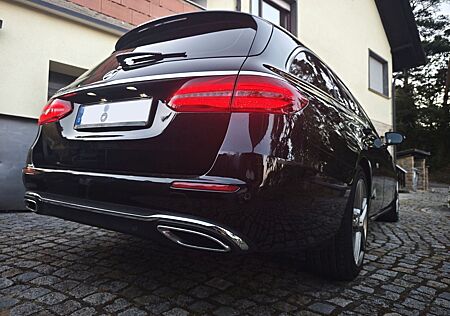 Mercedes-Benz E 350 E 350d T Automatik AVANTGARDE