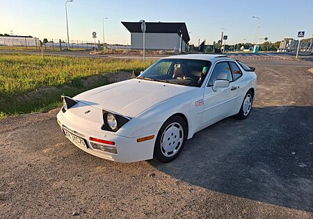 Porsche 944 Turbo / 951