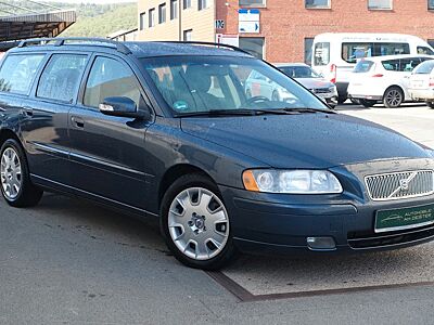 Volvo V70 Kombi 2.4 D Kinetic*KLIMA*SHZ*NAVI*TÜV2/2028