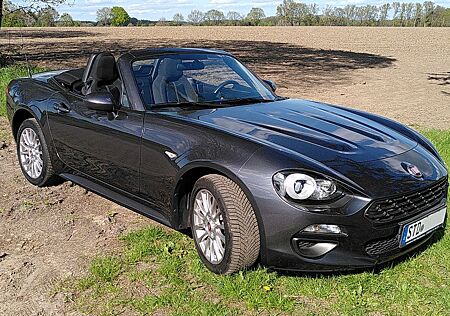Fiat 124 Spider 1.4 MultiAir Turbo -