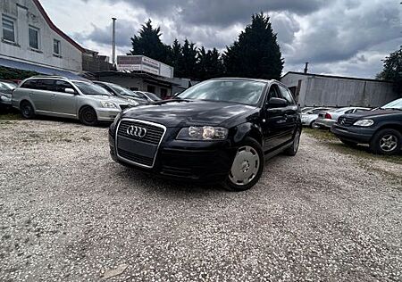 Audi A3 1.6 FSI Ambiente