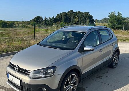 VW Polo Volkswagen 1.4 - Cross