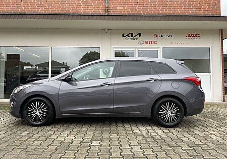 Hyundai i30 Trend-Navi-Ganzjahresreifen-Kamera