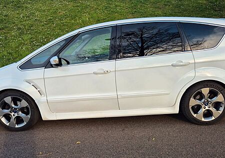 Ford S-Max 2,0 TDCi 120kW DPF Titanium S, AHK, SHZ