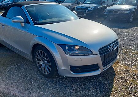 Audi TT Coupe/Roadster 2.0 TFSI Roadster