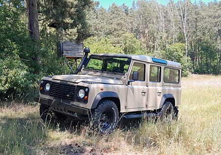 Land Rover Defender Experience 110 Td5 Station Wagon Ex...