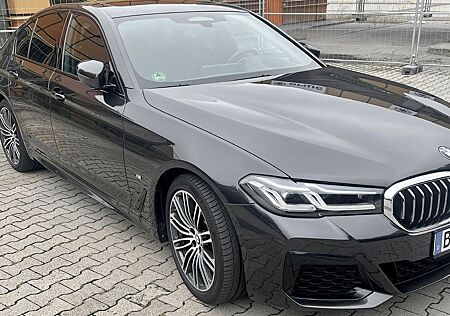 BMW 520i A -
