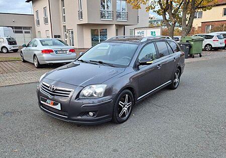 Toyota Avensis Kombi 2.0 D-4D Executive