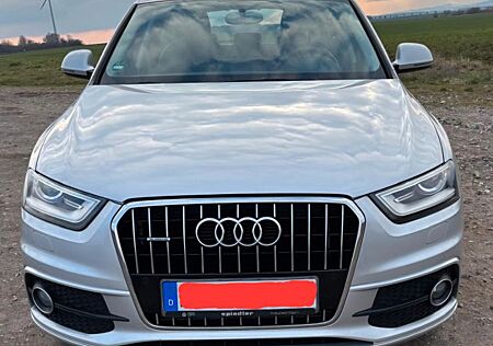 Audi Q3 2.0 TFSI quattro - S-LINE