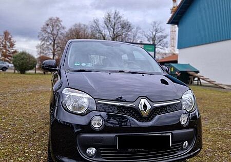 Renault Twingo Neue Winterreifen + Navi&Rückfahrkamera