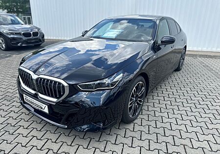 BMW 520 i M Sport Travel+Comf. KomfSi belüftet H/K 4