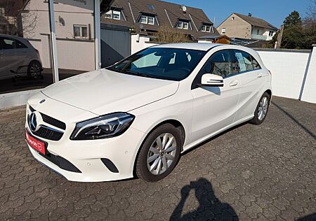Mercedes-Benz A 180 CDI *LED*Teilleder*PDC+CAM*SHZ