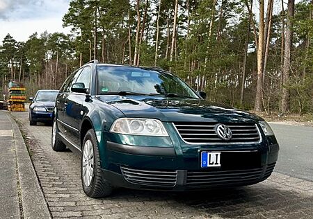 VW Passat Variant Volkswagen 3BG 2.0 AZM Comfortline