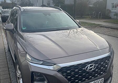 Hyundai Santa Fe 2.2 CRDi Premium 2WD 8AT SEVEN Premium