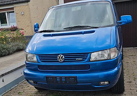 VW T4 Multivan Volkswagen T4 2.5 TDI Multivan Atlantis