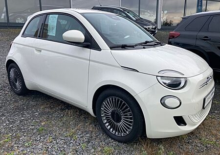 Fiat 500E Icon