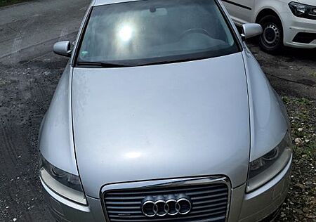 Audi A6 3.2 FSI quattro Avant -