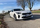 Kia Stinger 3.3 T-GDI AWD GT, Bastuck, HUD, Garantie