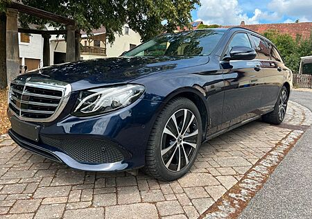 Mercedes-Benz E 300 de