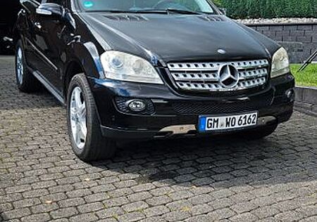 Mercedes-Benz ML 320 CDI 4MATIC -
