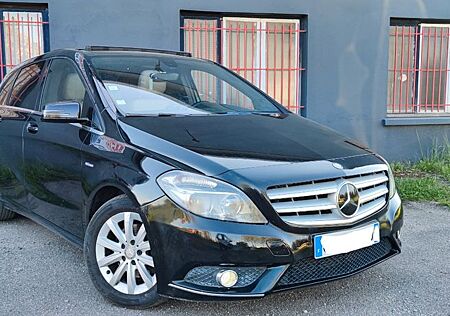Mercedes-Benz B 200 CDI BlueEFFICIENCY -