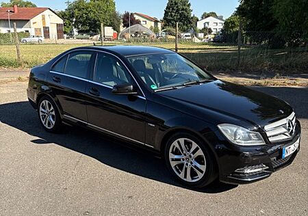 Mercedes-Benz C 200 BlueEFFICIENCY AVANTGARDE AVANTGARDE