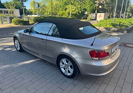 BMW 120i Cabrio* 01632389899*klima leder