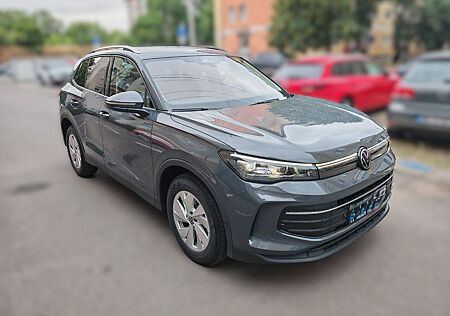 VW Tiguan Volkswagen 2.0 TDI SCR DSG Life